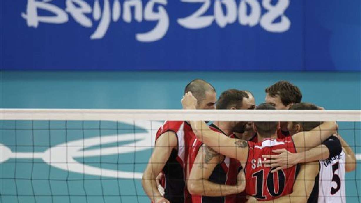 US undefeated in volleyball pool play