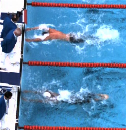 Controversy still surrounds Phelps' photo finish 