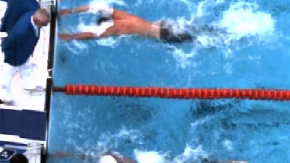Controversy still surrounds Phelps' photo finish