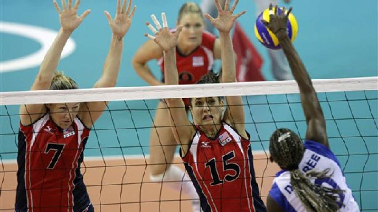 Tom powers US to volleyball final