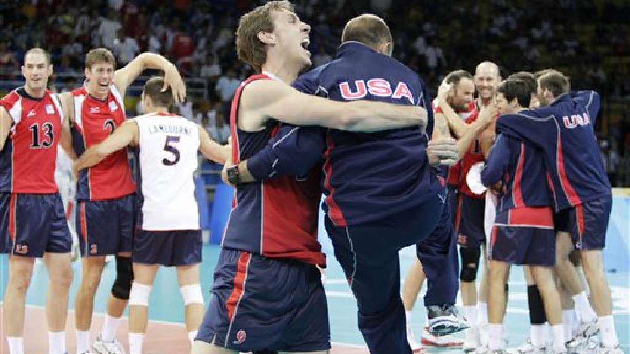 US beats Russia to reach Olympic volleyball final