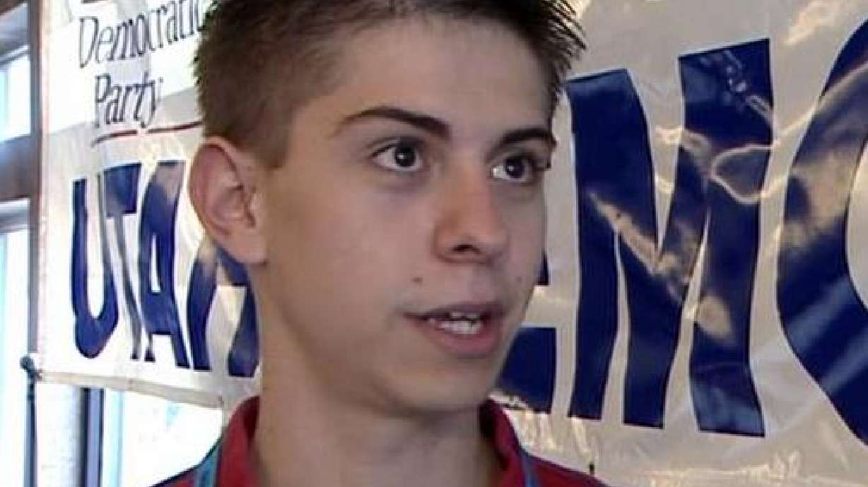 Utah delegate plans display of support for Hillary Clinton