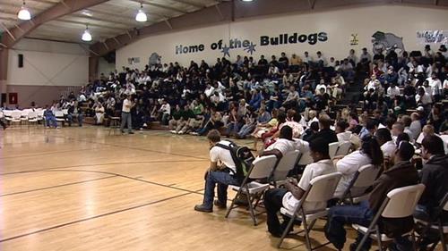 Former athlete shares cancer story with Utah's teens