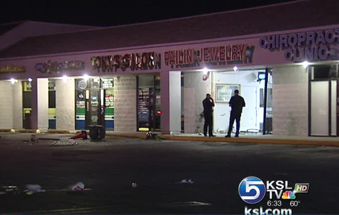 Would-be thief crashes into jewelry store