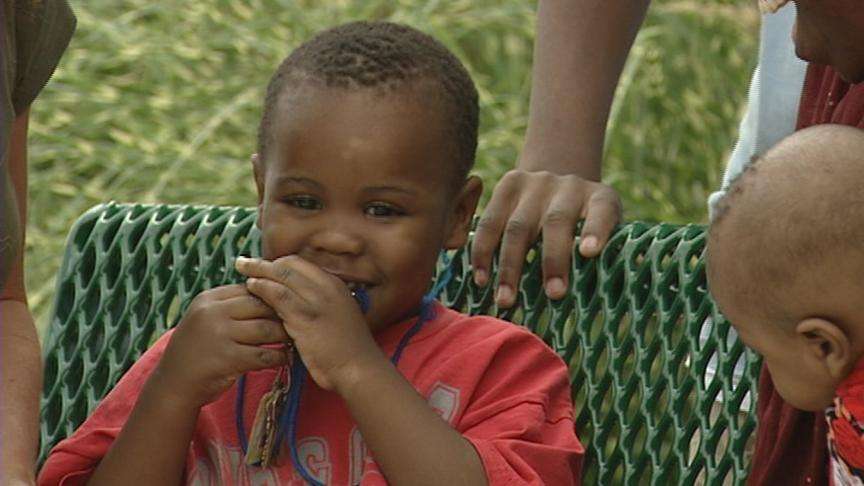 Woman helps refugee family adjust to American life