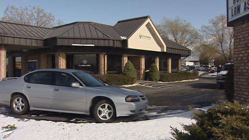 Two Alleged Bank Robbers Facing Federal Charges