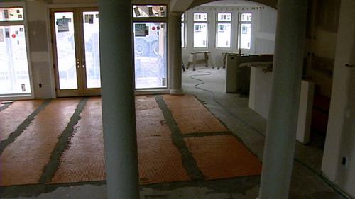 Geothermal pioneer building green home