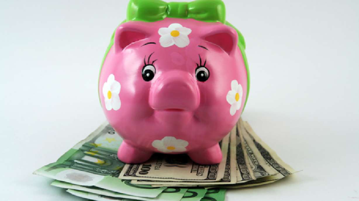 Financial Experts Encourage Building Savings