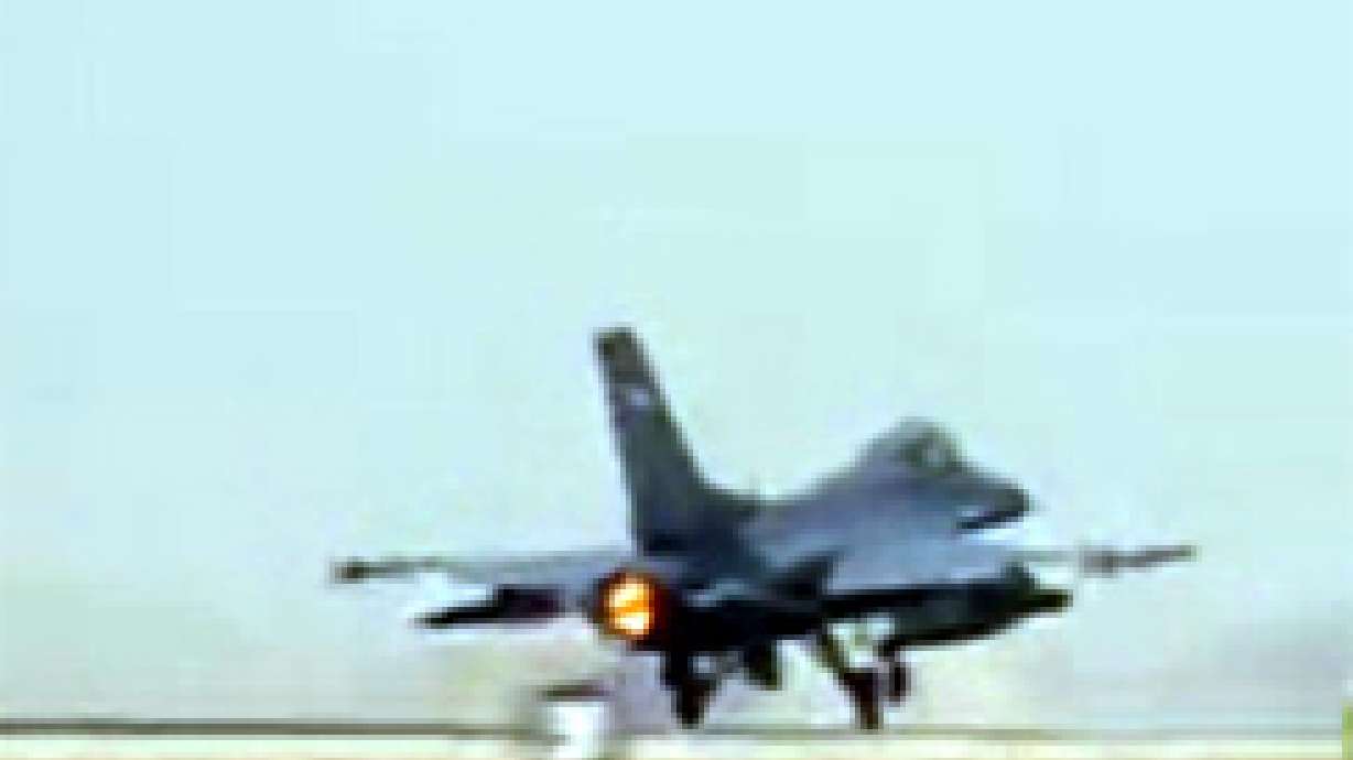 Pilots Prepare for Missions of War