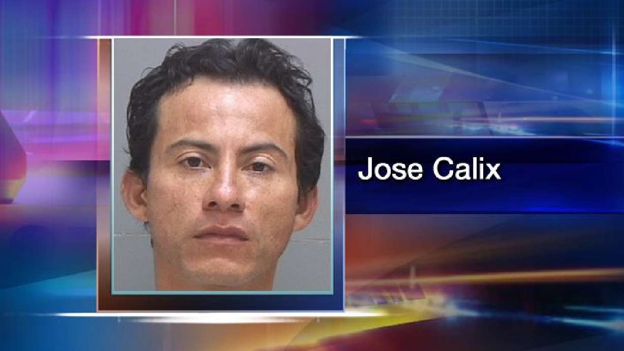 Suspected drug dealer collapses during traffic stop