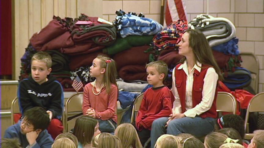 Elementary School Sends Homemade Blankets to Wounded Soldiers