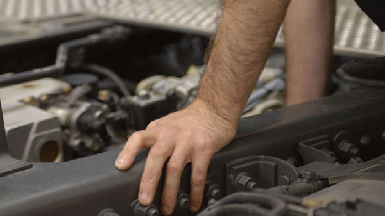 Help Wanted: thousands of auto mechanics