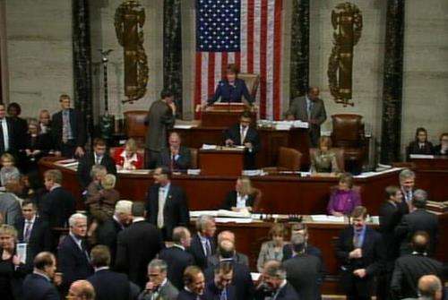 Group protests bailout bill at state capitol