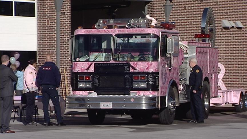 Pink fire truck makes stop in Utah to promote cancer awareness