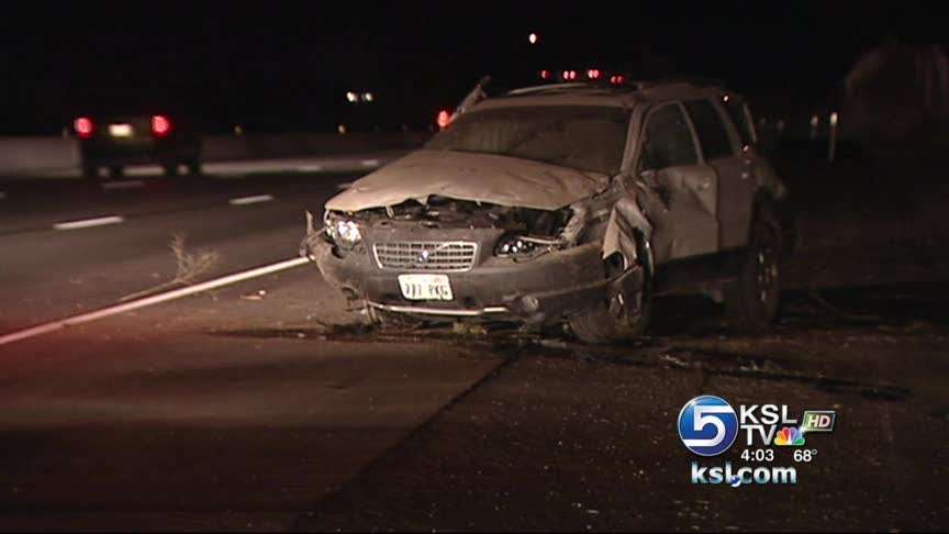Man killed in I-215 rollover