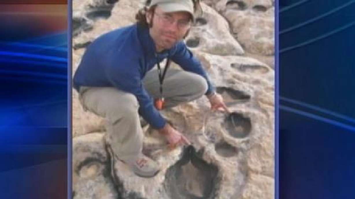 Utah geologists discover 'dinosaur dance floor'