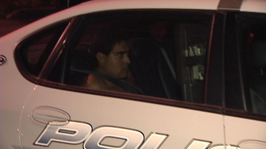 Fight ends with man stabbing wife with fork