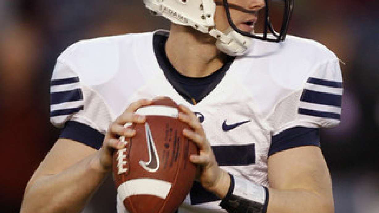 BYU's Hall named to 2009 Davey O'Brien Award watch list