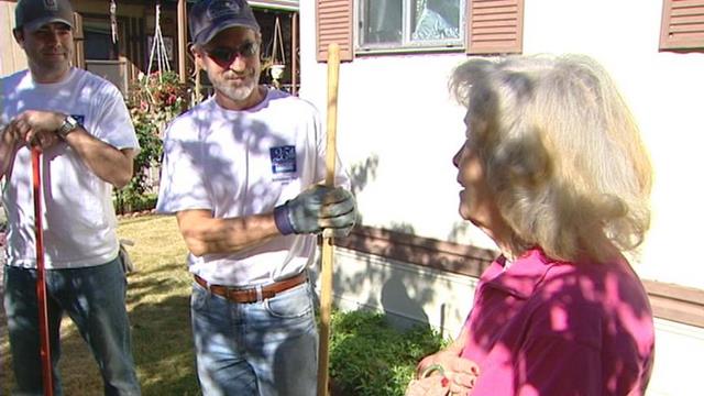 Fieldstone Homes helps jump-start ‘Fall Leaf Haul'