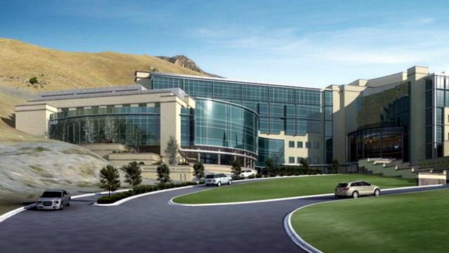 Dignitaries break ground for the Huntsman Cancer Institute expansion