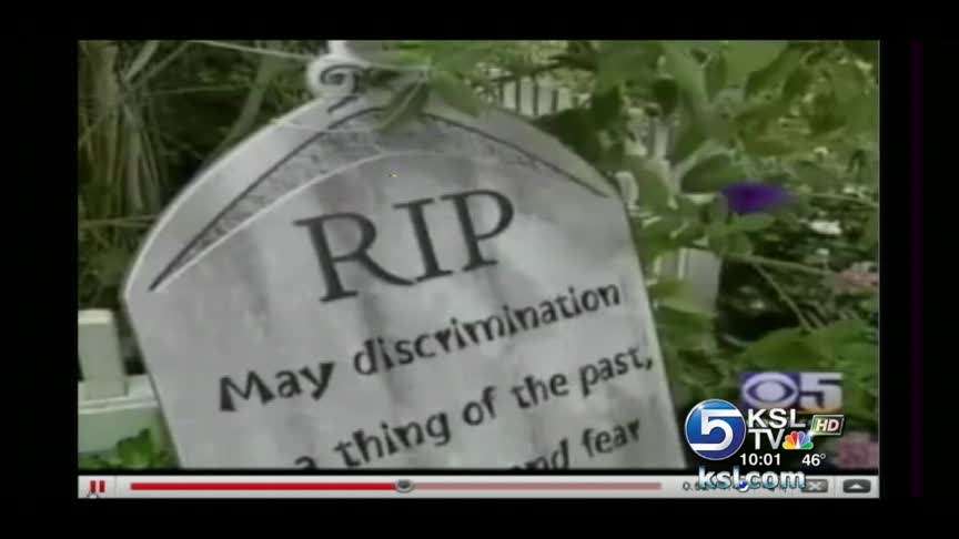 Steve Young corrects involvement in Prop. 8