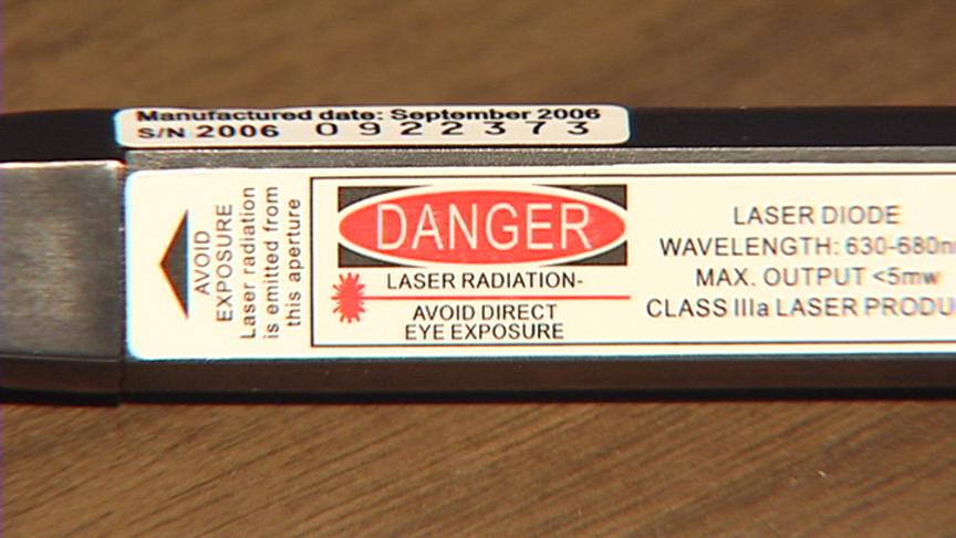 FBI Looking for Suspect who Flashed Laser at Incoming Planes