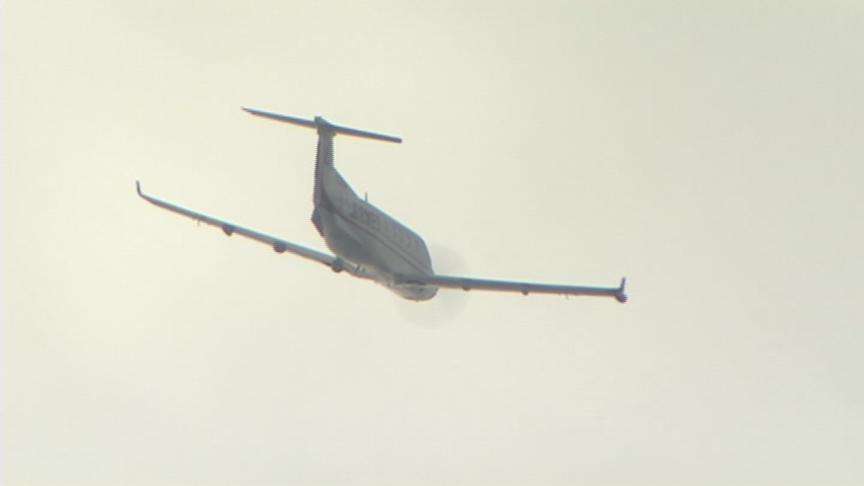 FBI Looking for Suspect who Flashed Laser at Incoming Planes
