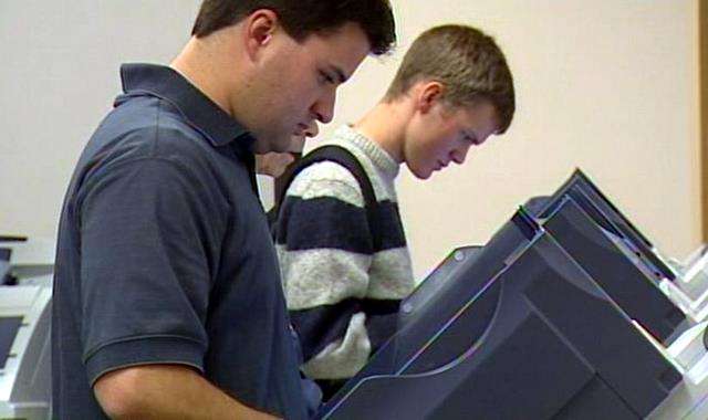 Utah ends early voting with record numbers