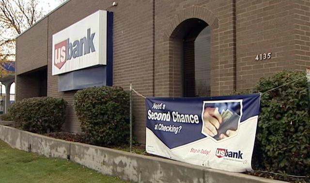 Police searching for bank robber