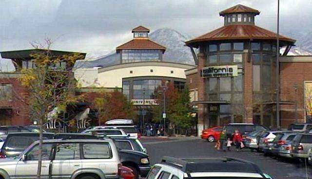 Man arrested for assault after shoplifting