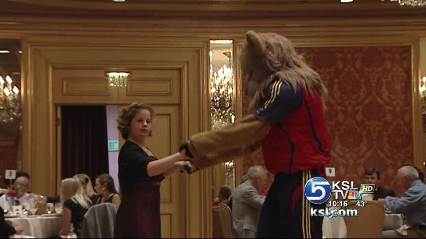 Dancers raise money for Best Buddies program