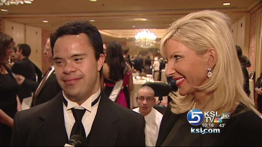 Dancers raise money for Best Buddies program