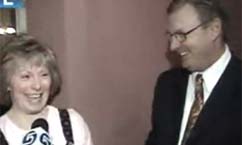 High 5: Man Proposes to Wife Again