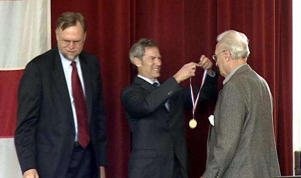 Utahns salute veterans