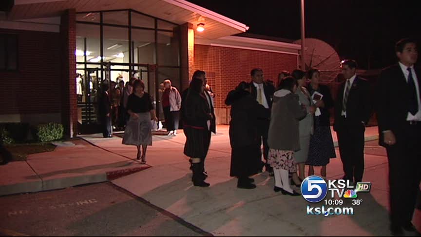 President Monson rededicates Mexico City Temple