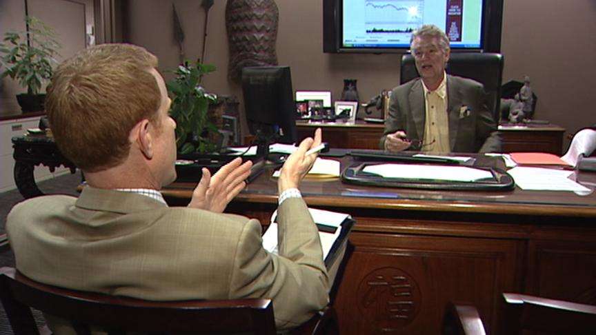 Financial planner Bruce A. Lefavi talking with KSL's Jed Boal.