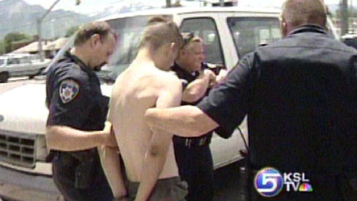 Escaping Thief Hit by Cars