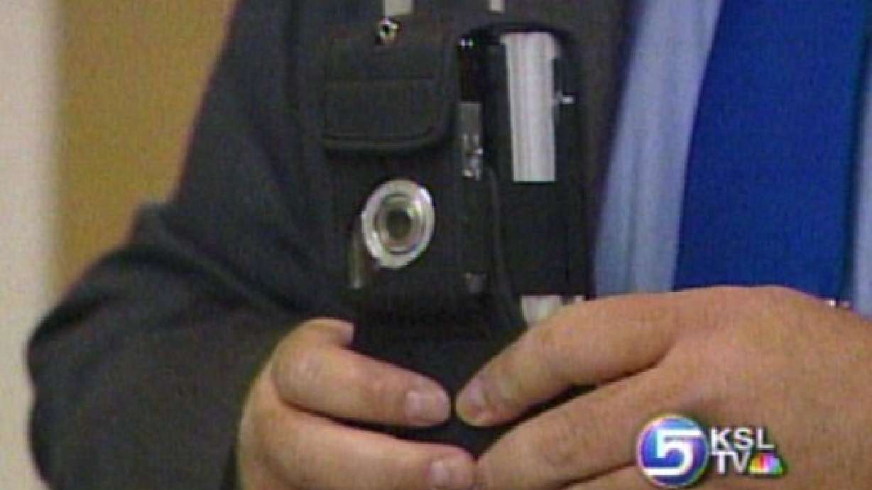 Device Takes Picture, Reads Signs to the Blind