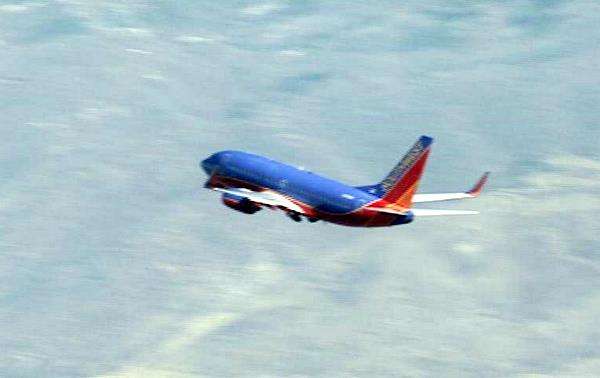 More people staying close to home for Thanksgiving