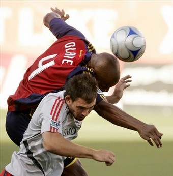 Real Salt Lake Re-signs Defender Jamison Olave
