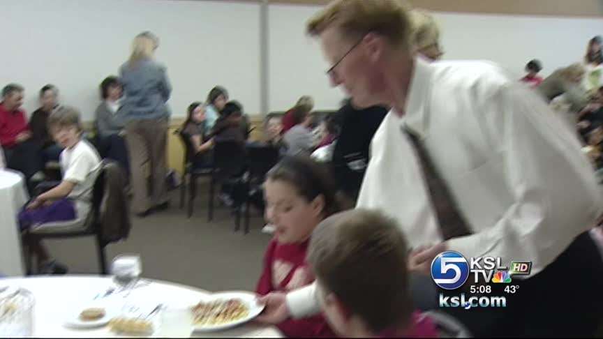 Banquet teaches students about world hunger