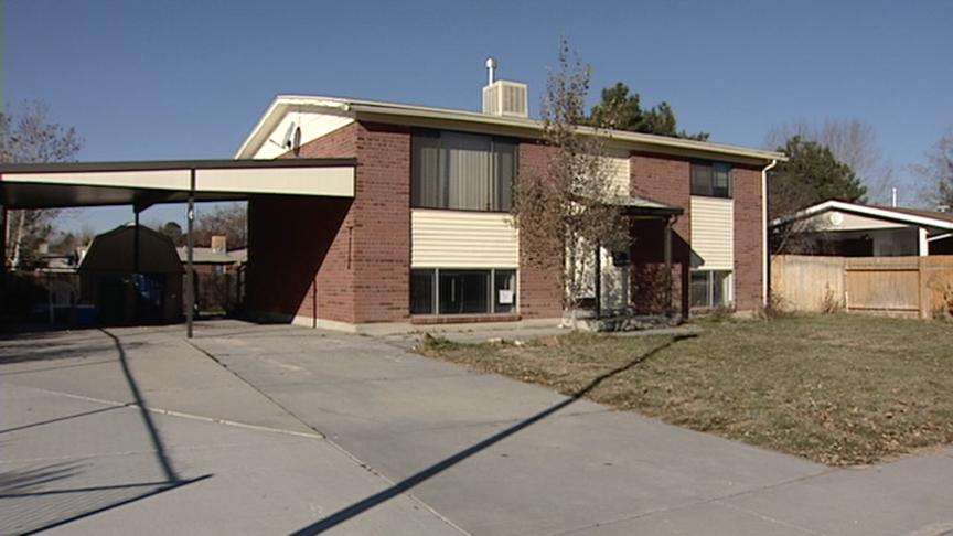 Sandy officer recalls attack from transient