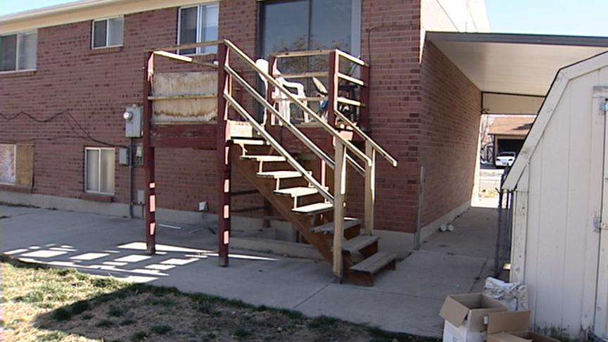 Sandy officer recalls attack from transient