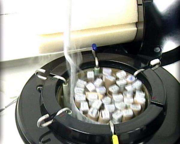 Teen uses the Web to reunite with biological father