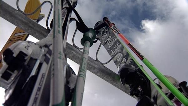 Skiers and snowboarders encouraged to register gear