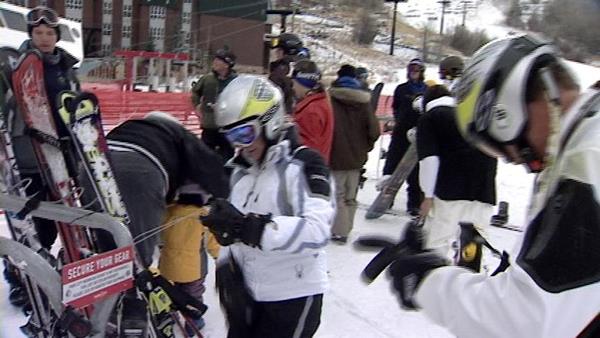 Skiers and snowboarders encouraged to register gear