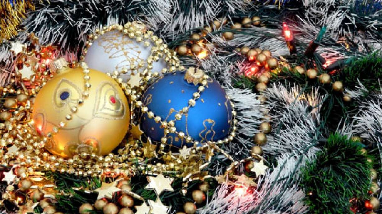 Impressing business clients during the holiday season