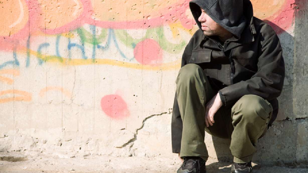 Utahns hold vigil to remember homeless