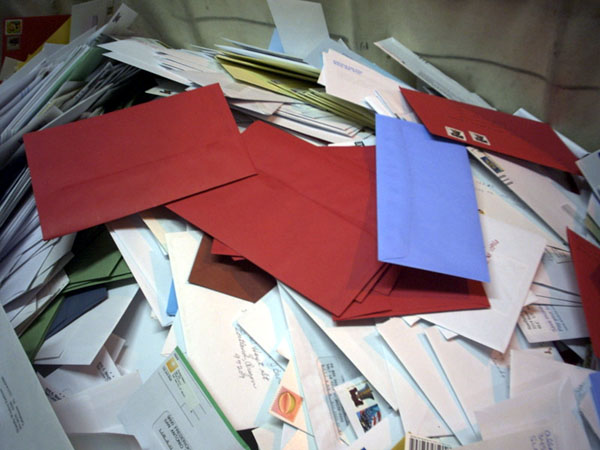 Ex-postal worker accused of stealing 500 pieces of mail