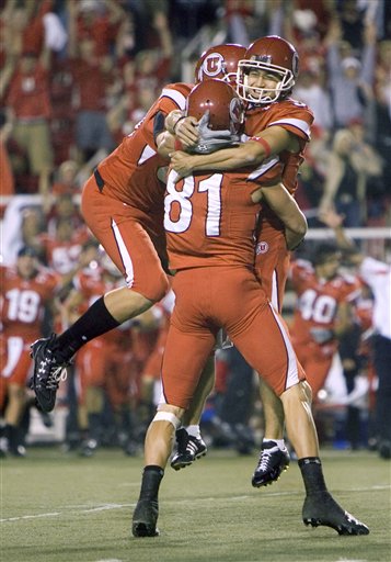 Sakoda earns All-America honors from FWAA